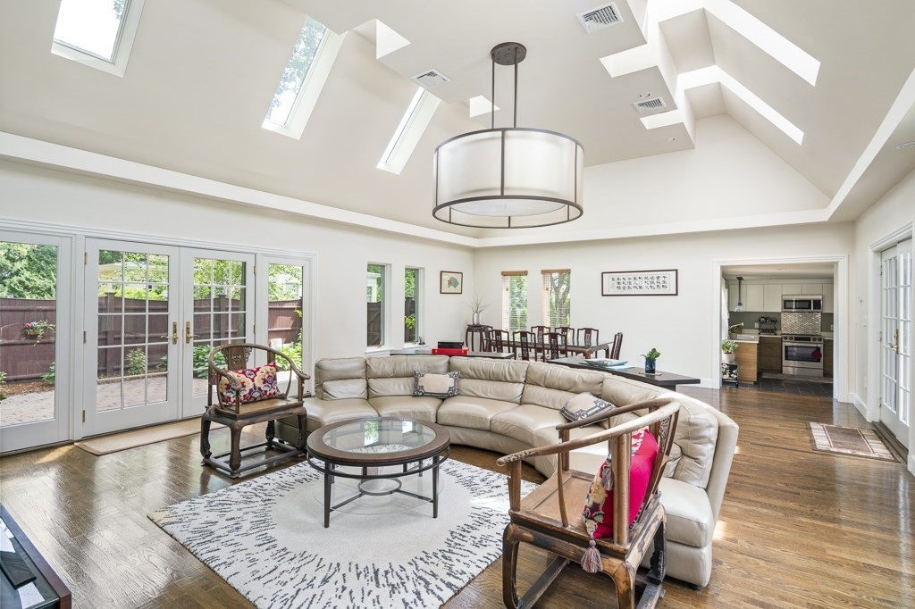 1765 Beacon Street Newton, MA 02468 - Photo 13 of 26