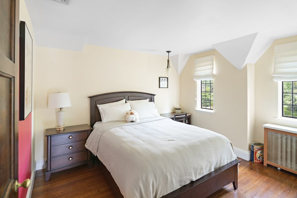 1765 Beacon Street Newton, MA 02468 - Photo 22 of 26