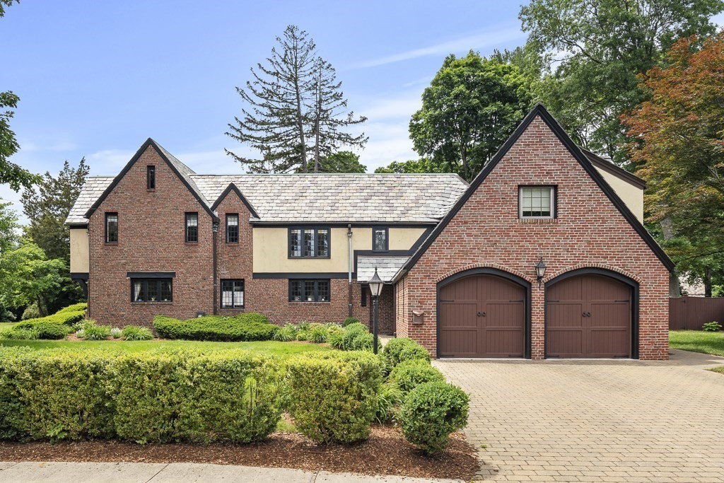 1765 Beacon Street Newton, MA 02468 - Photo 9 of 26