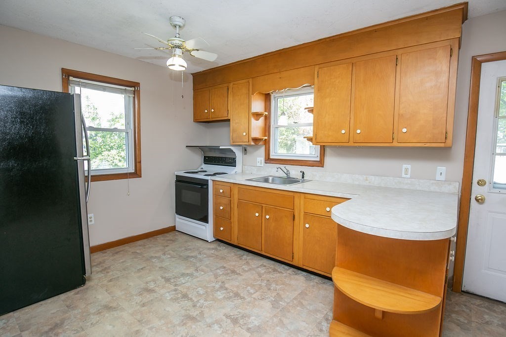 82 Thayer Road Greenfield, MA 01301 - Photo 14 of 22 Gallery Image 14