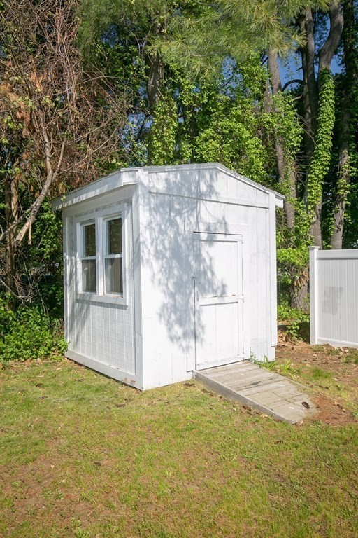 82 Thayer Road Greenfield, MA 01301 - Photo 21 of 22 Gallery Image 21