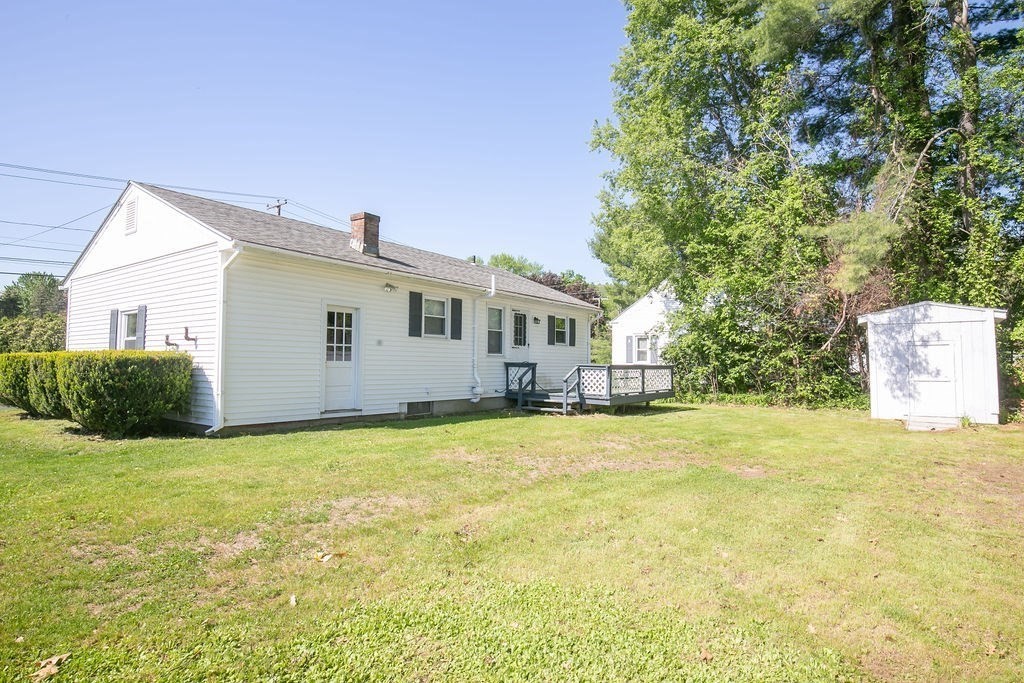 82 Thayer Road Greenfield, MA 01301 - Photo 3 of 22 Gallery Image 3