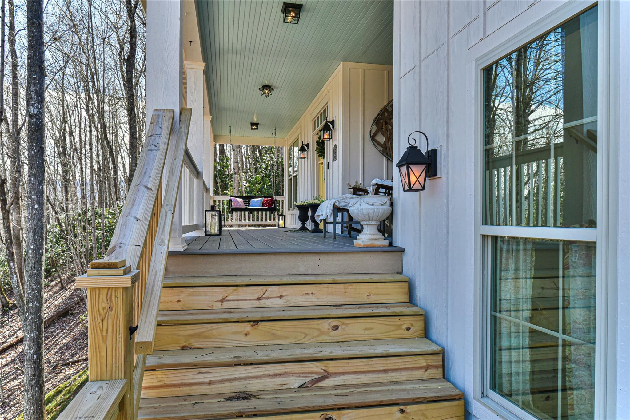 78 Hope View Road Swannanoa, NC 28778 - Photo 4 of 45 Gallery Image 4