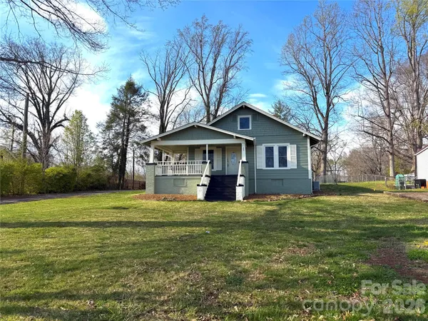 $262,999 | 112 Myrtle Street, Morganton, NC 28655