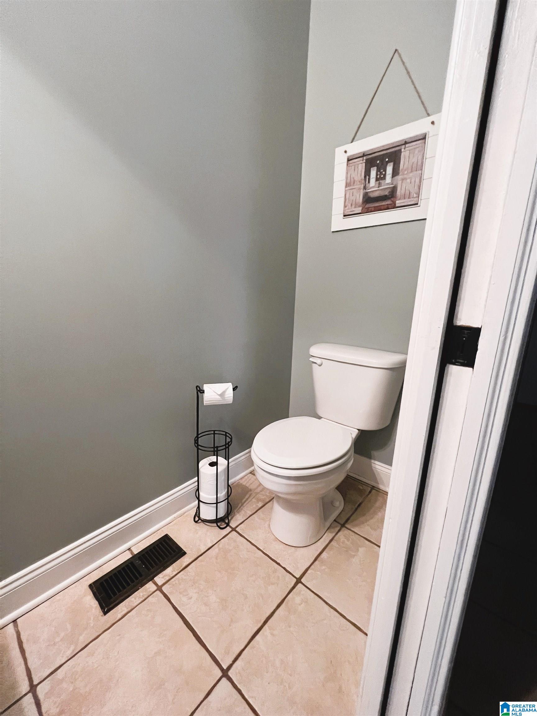 705 Hampton Drive Jacksonville, AL 36265 - Photo 26 of 41