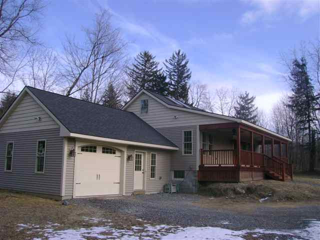 449 Rudge Street Niskayuna, NY 12304 - Photo 3 of 12 Photo 3
