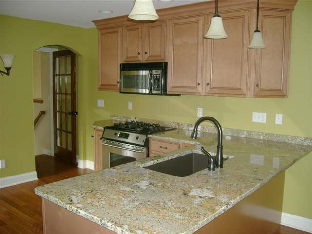 449 Rudge Street Niskayuna, NY 12304 - Photo 5 of 12 Photo 5