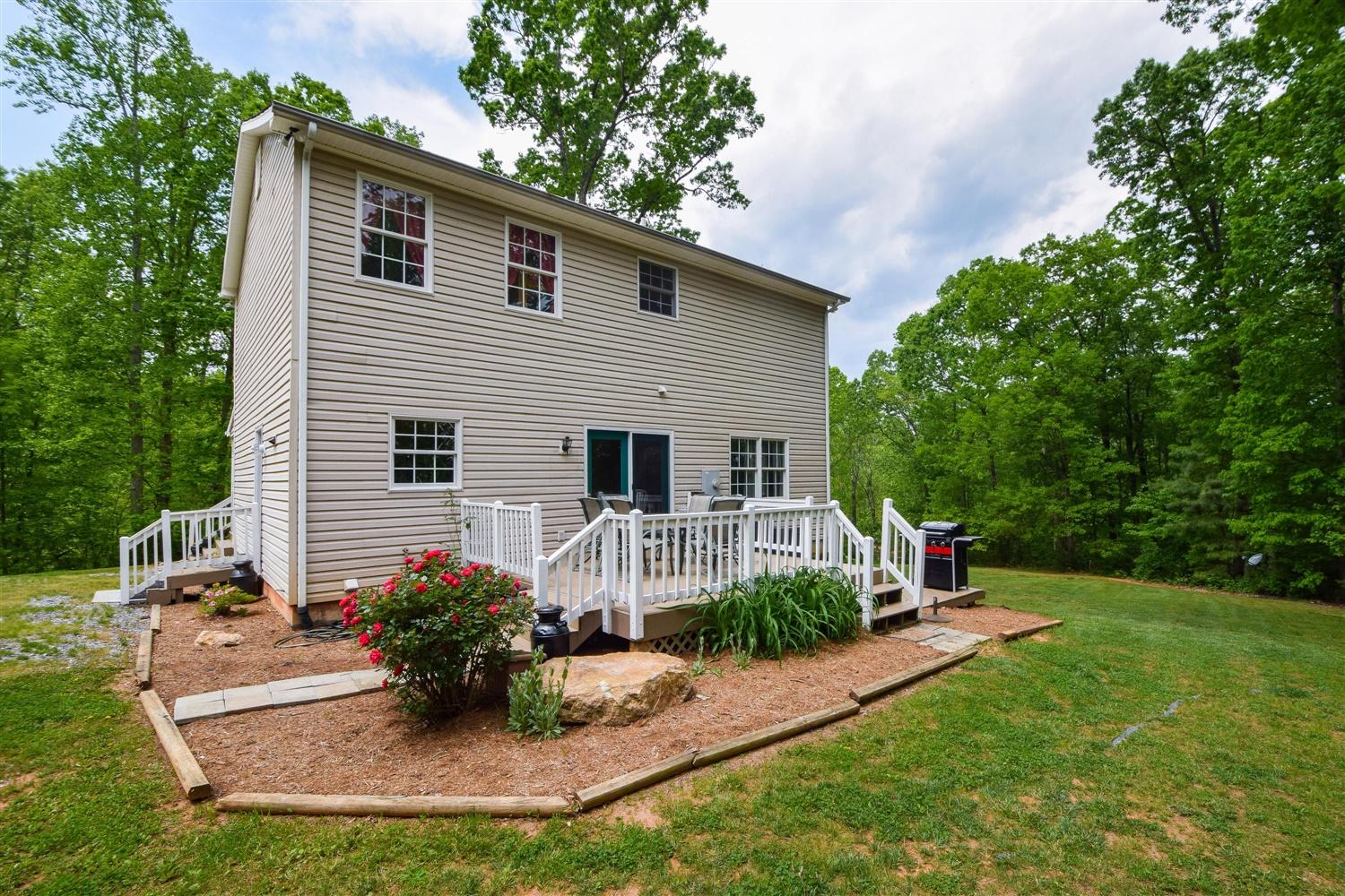 1378 McCrae Road Bedford, VA 24523 - Photo 35 of 45 32-Photo-32