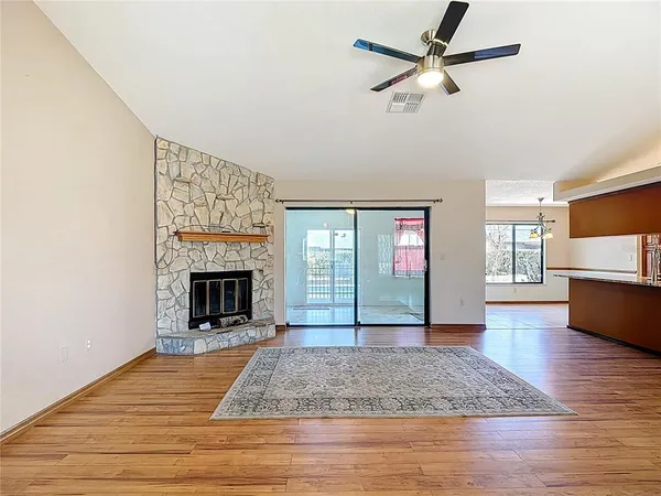 $2,200 | 5066 Woodbine Street, Spring Hill, FL 34608