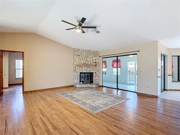 $2,200 | 5066 Woodbine Street, Spring Hill, FL 34608