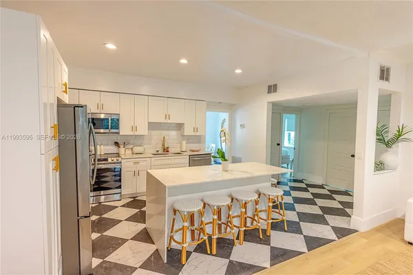 $6,500 | 745 Northwest 47th Terrace, Miami, FL 33127