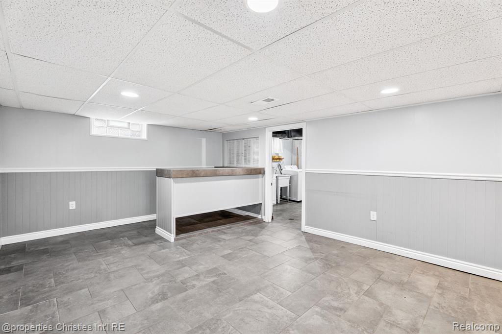 26605 Rialto Street Madison Heights, MI 48071 - Photo 28 of 37