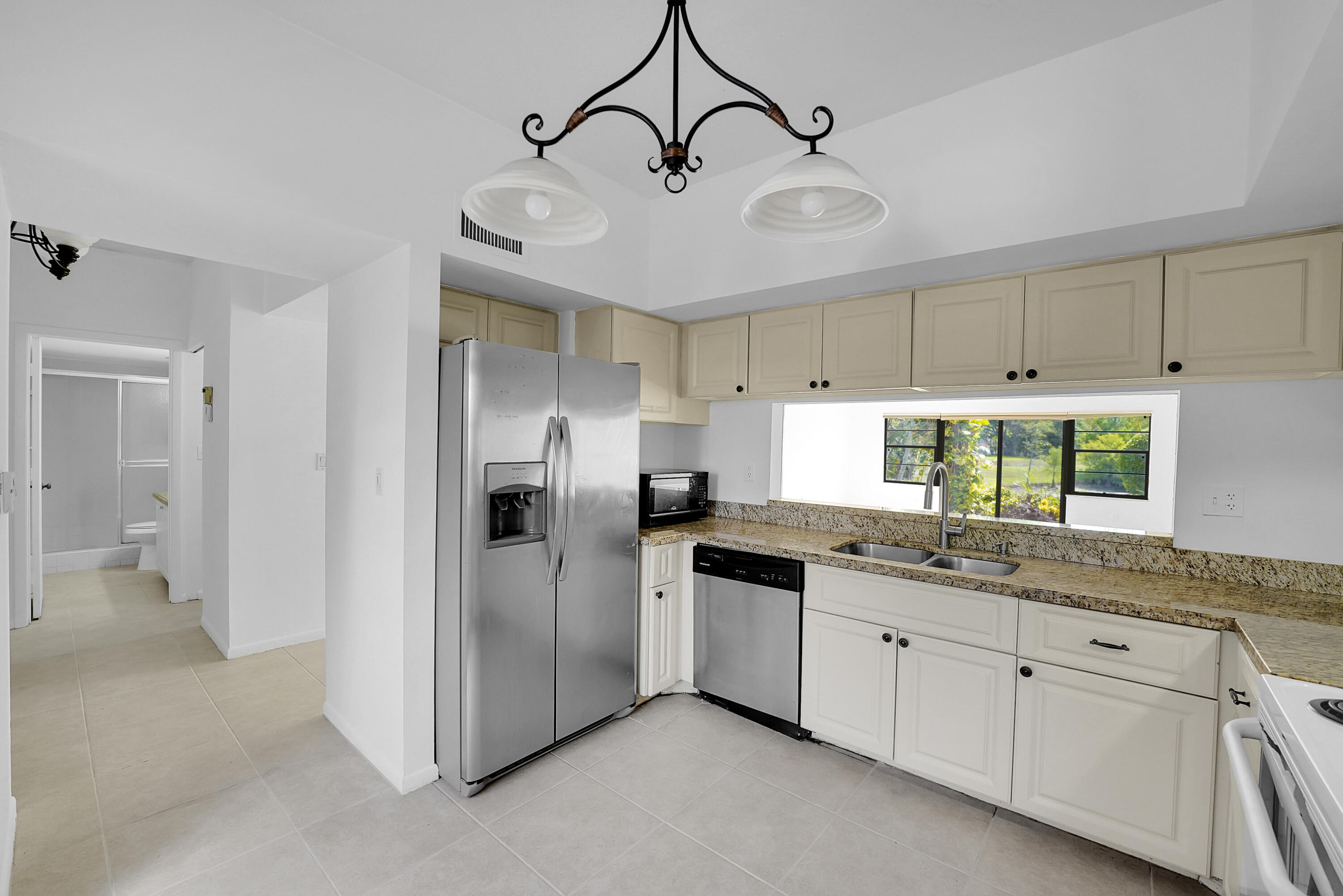 6654 Villa Sonrisa Drive, Unit 412 Boca Raton, FL 33433 - Photo 40 of 64 DSC08152