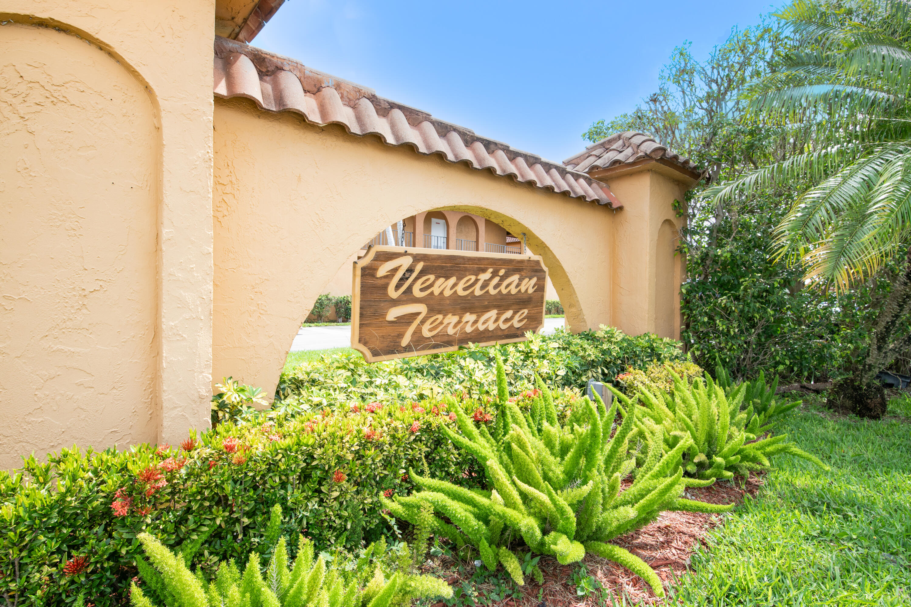 2041 Woolbright Road, Unit H204 Boynton Beach, FL 33426 - Photo 2 of 28 A2