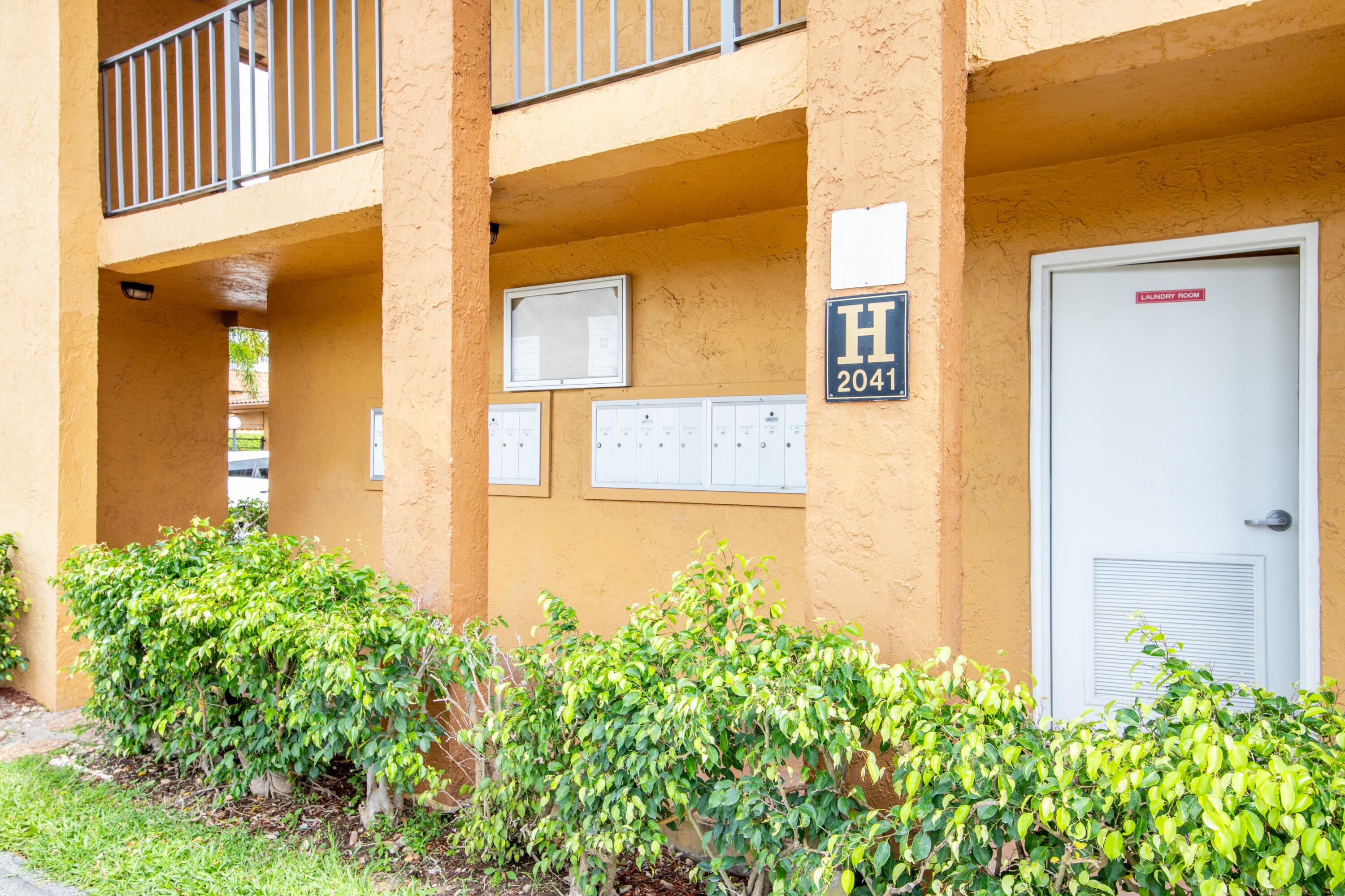 2041 Woolbright Road, Unit H204 Boynton Beach, FL 33426 - Photo 24 of 28 A21 (3)