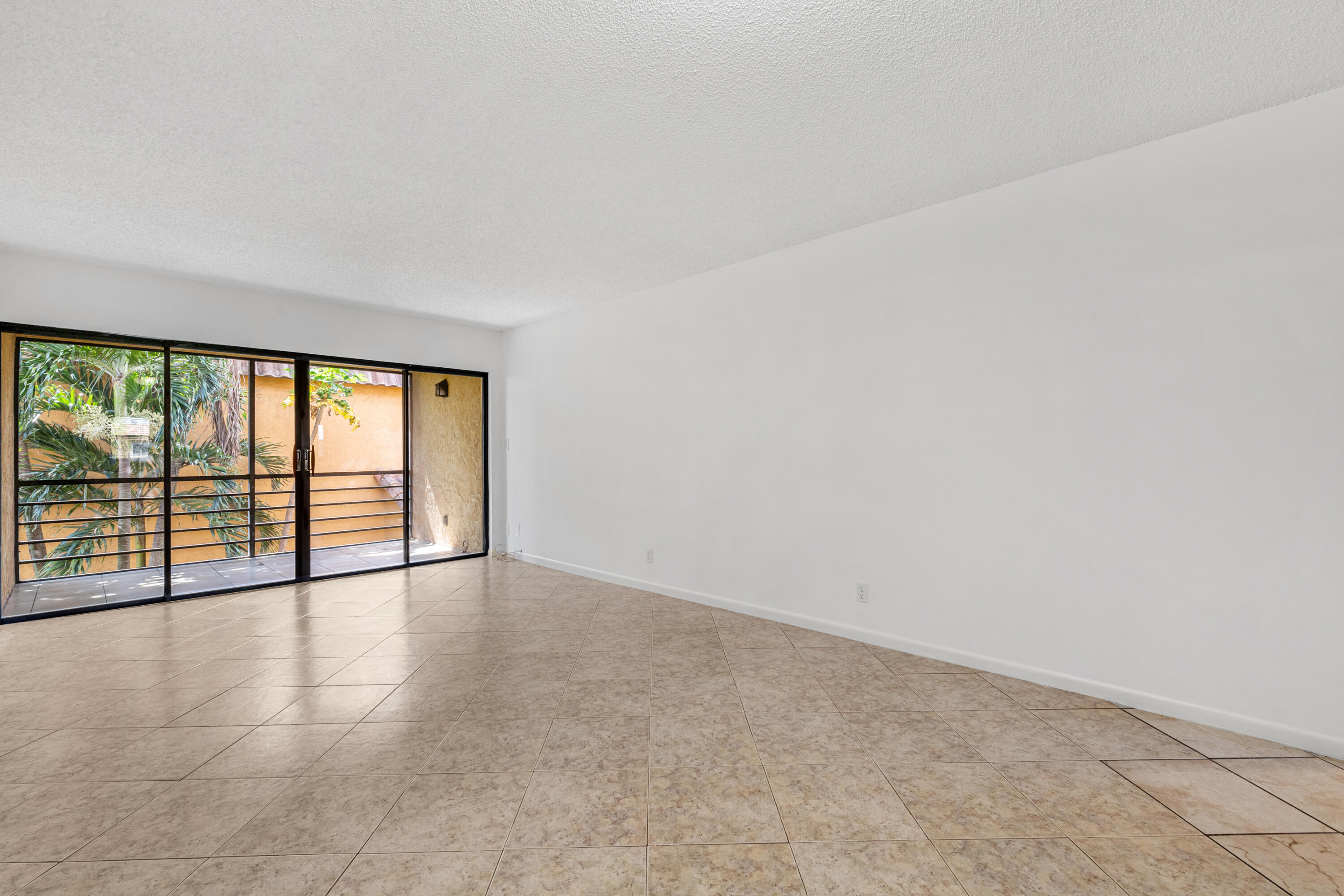 2041 Woolbright Road, Unit H204 Boynton Beach, FL 33426 - Photo 6 of 28 A6 (4)
