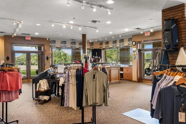 $929,900 | 3255 North Pinelake Village Point, Lecanto, FL 34461