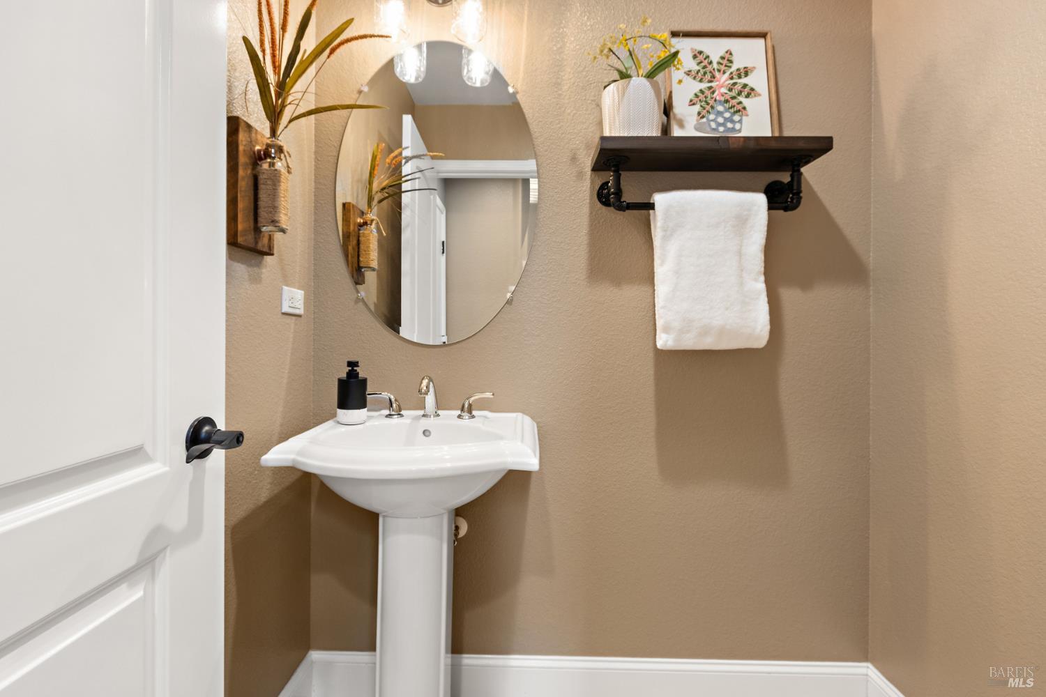 7072 Alder Creek Road Vallejo, CA 94591 - Photo 21 of 65