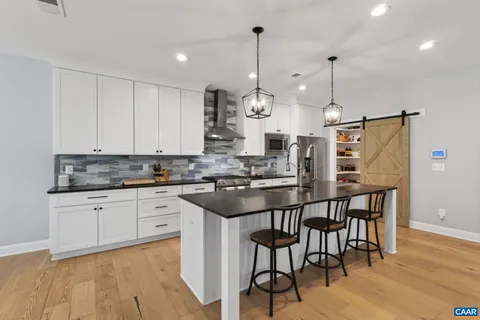 $1,050,000 | 552 Belluno Lane, Charlottesville, VA 22911