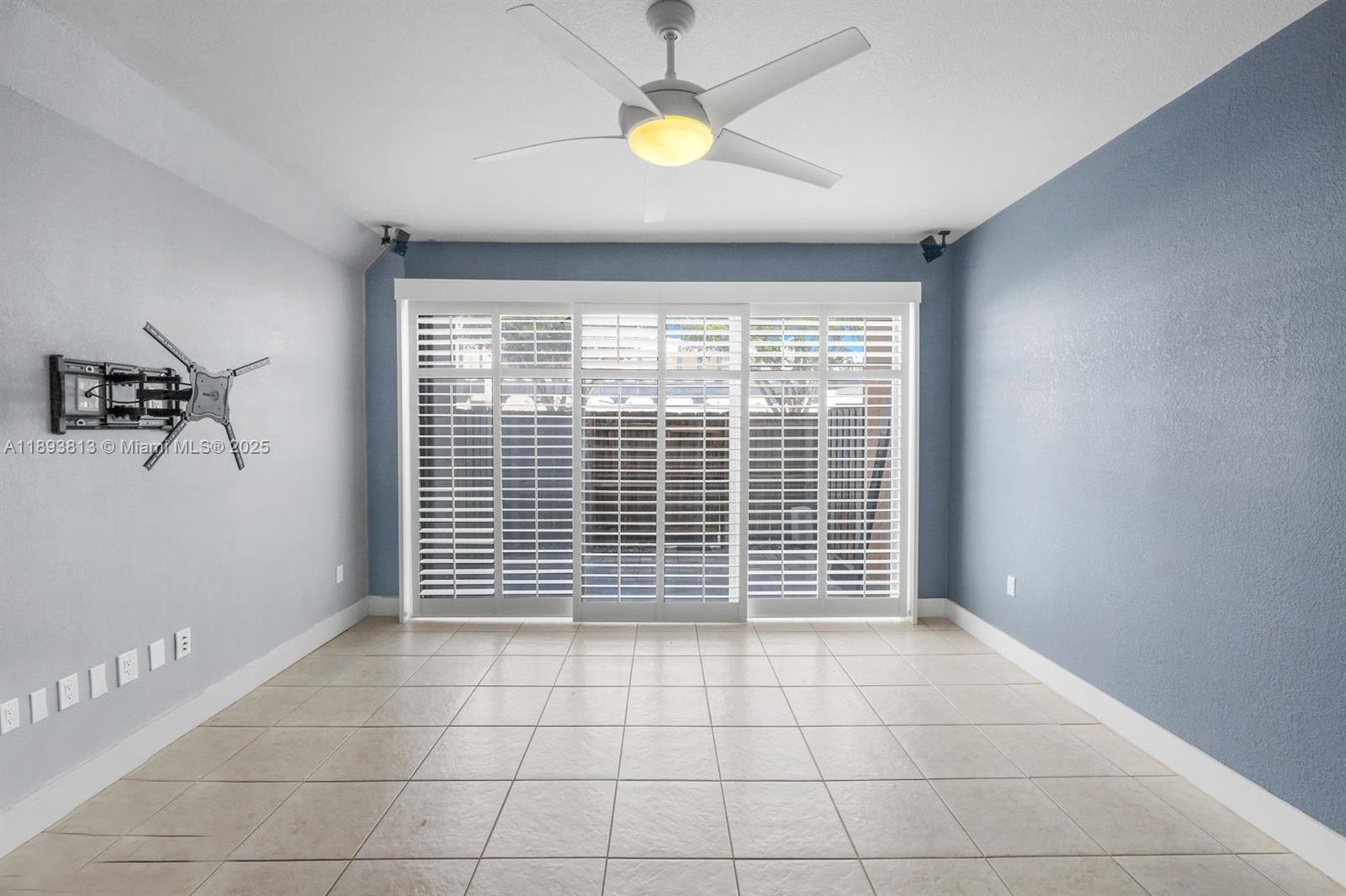 10900 Southwest 104th Street, Unit 122 Miami, FL 33176 - Photo 9 of 21