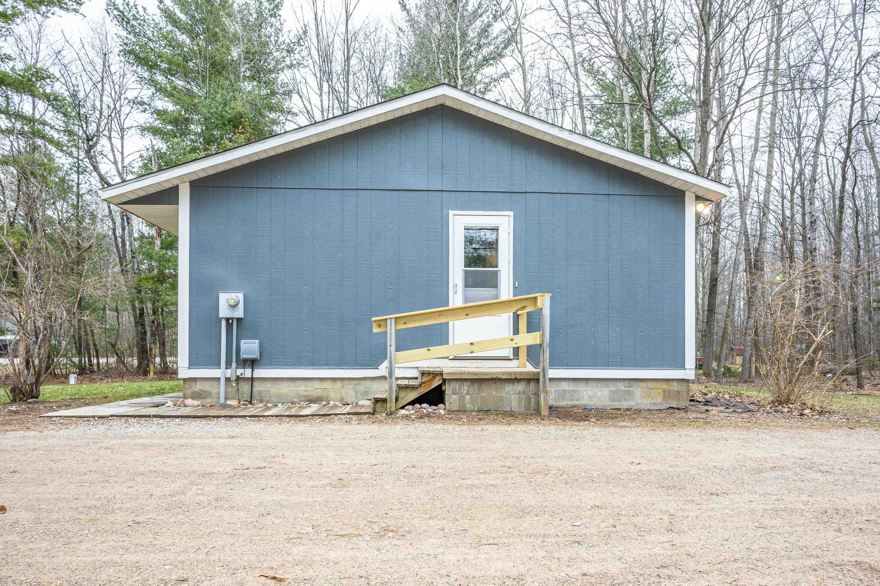 1096 Wiggins Lake Road Gladwin, MI 48624 - Photo 38 of 69 Gallery Image 38
