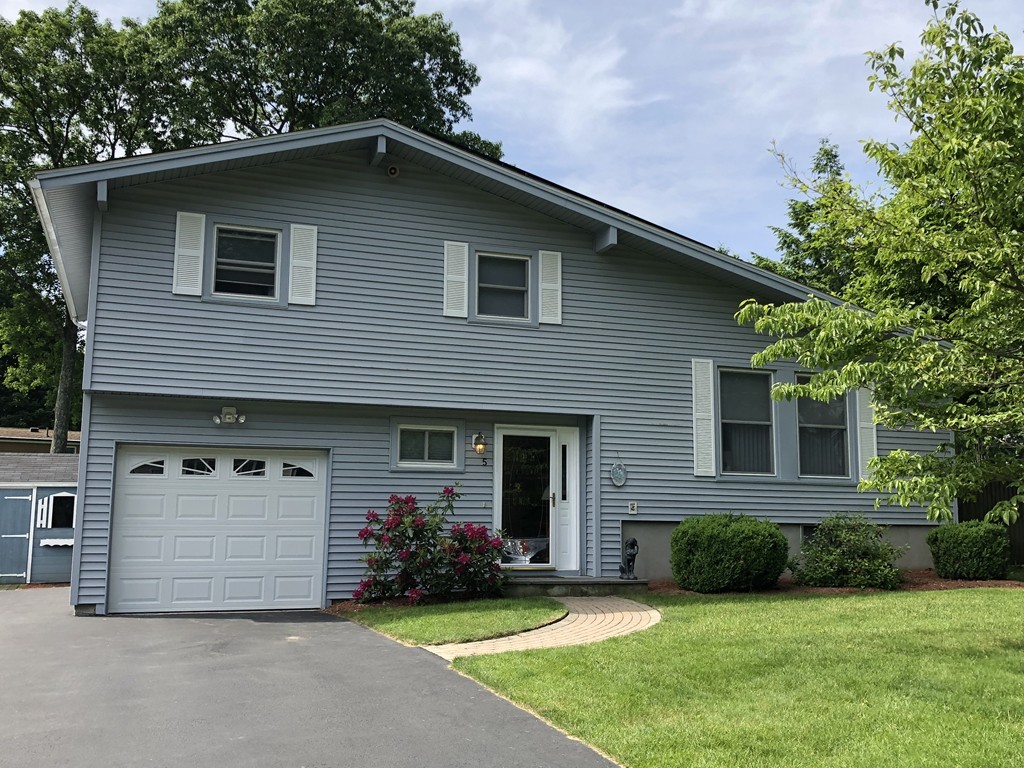 5 Elizabeth Road Milford, MA 01757 - Photo 1 of 19 Gallery Image 1