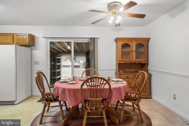 $375,000 | 37526 Oak Street, Ocean View, DE 19970