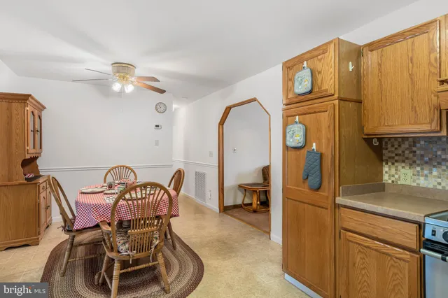 $375,000 | 37526 Oak Street, Ocean View, DE 19970