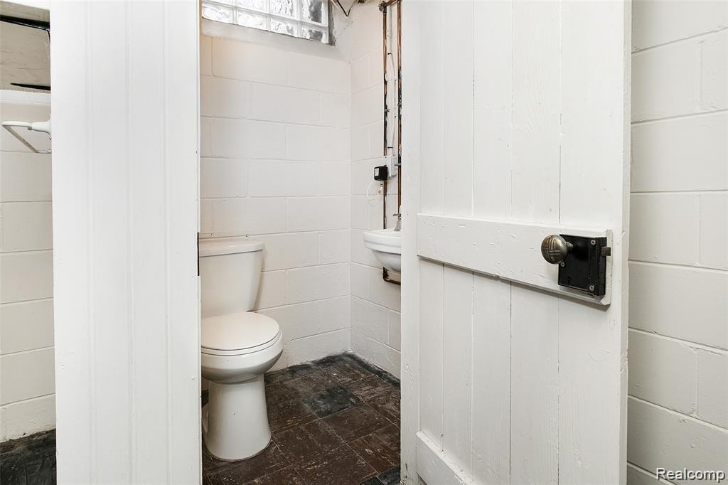 432 Roland Road Grosse Pointe Farms, MI 48236 - Photo 33 of 39