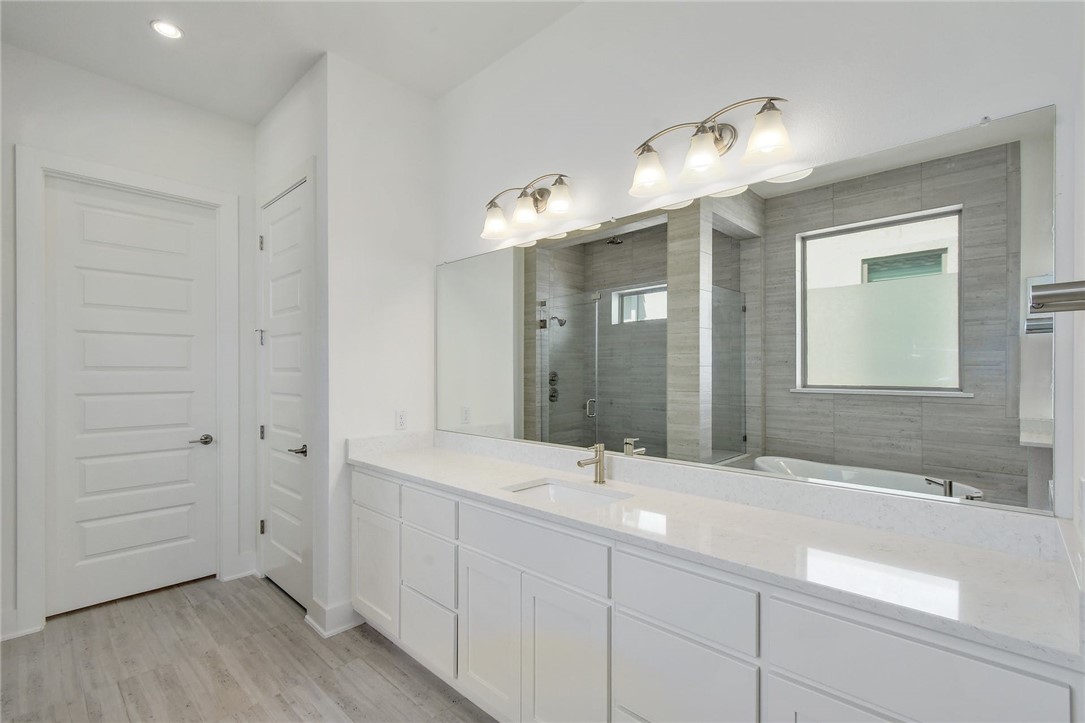 4107 Softleaf Lane Austin, TX 78738 - Photo 19 of 40 Gallery Image 19