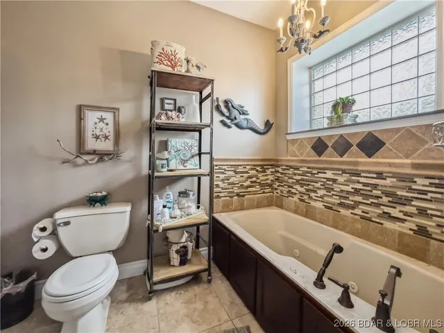 $599,500 | 172 Highland Parkway, Camdenton, MO 65020