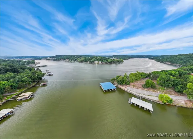 $599,500 | 172 Highland Parkway, Camdenton, MO 65020