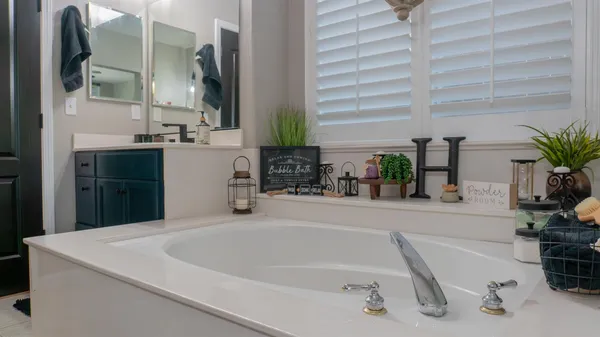 $689,000 | 2315 Heavenly Way, Lodi, CA 95242