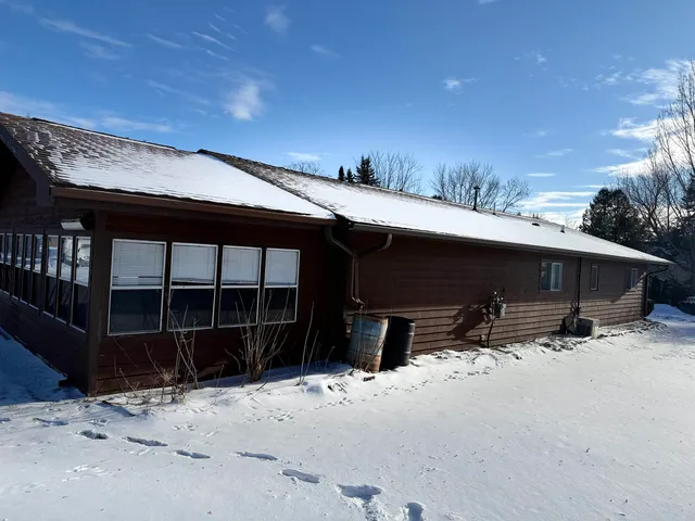 $195,000 | 201 4th Avenue West, Washburn, WI 54891