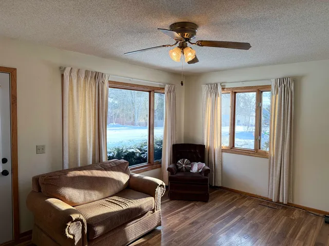 $195,000 | 201 4th Avenue West, Washburn, WI 54891