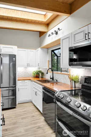 $3,200 | 8240 South 114th Street, Seattle, WA 98178