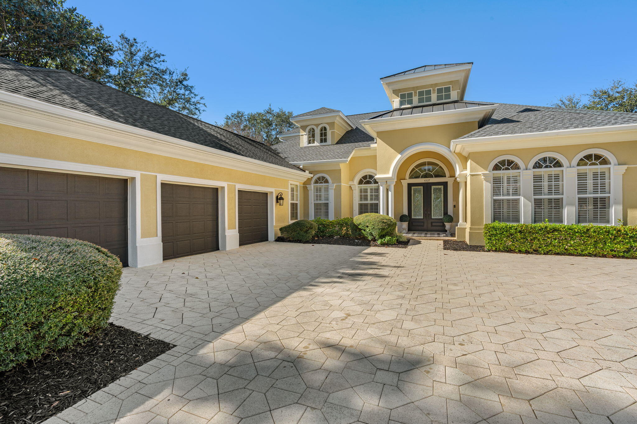 4327 Stonebridge Road Destin, FL 32541 - Photo 3 of 51 Front