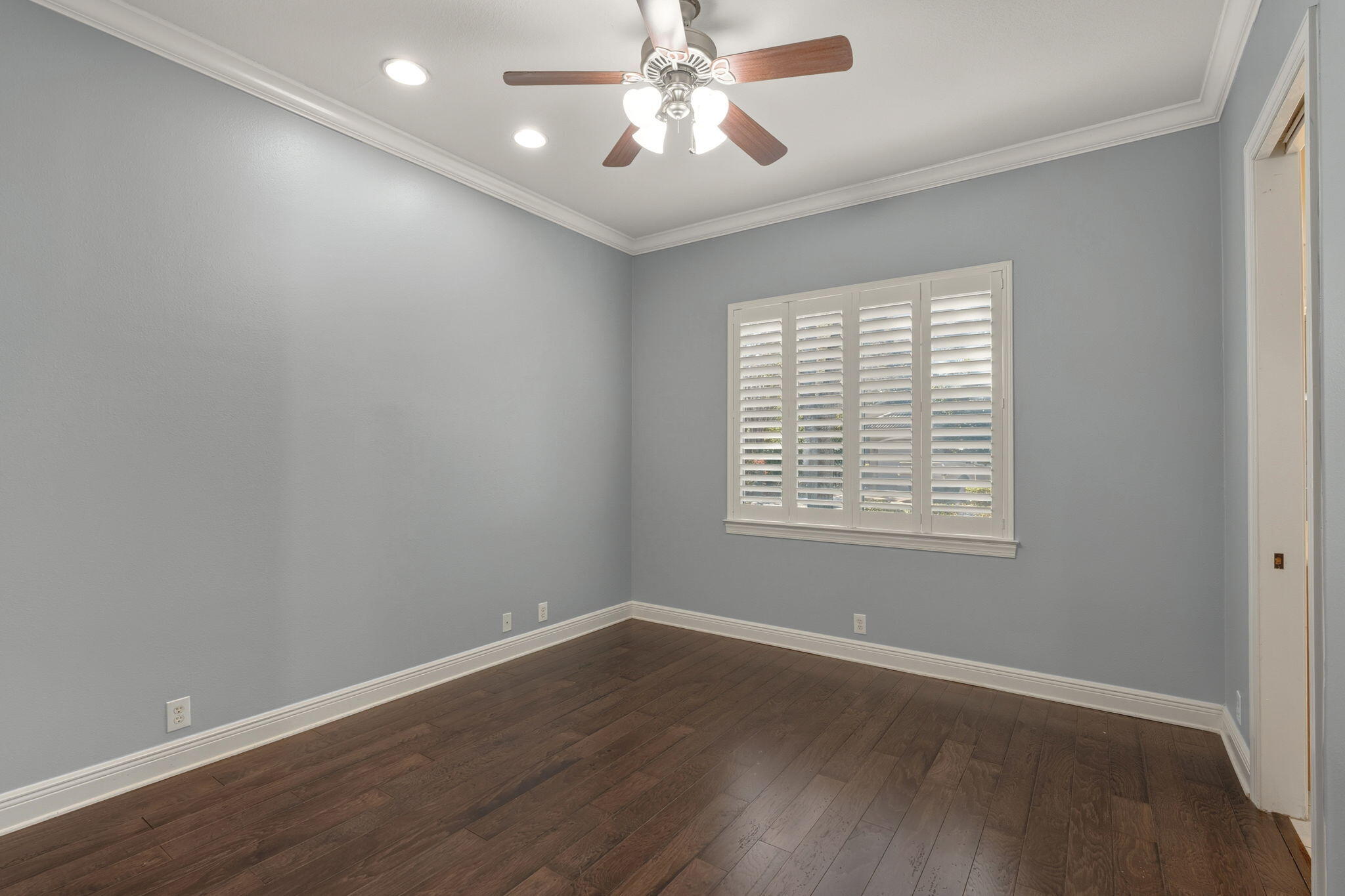 4327 Stonebridge Road Destin, FL 32541 - Photo 35 of 51 wooden floor in an empty room with a window