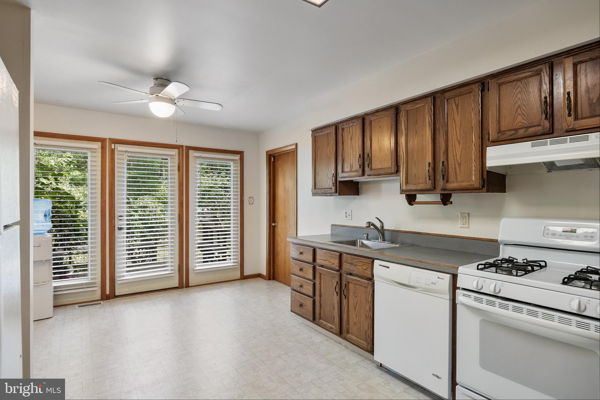 479 Atsion Road Shamong, NJ 08088 - Photo 12 of 26 Gallery Image 12