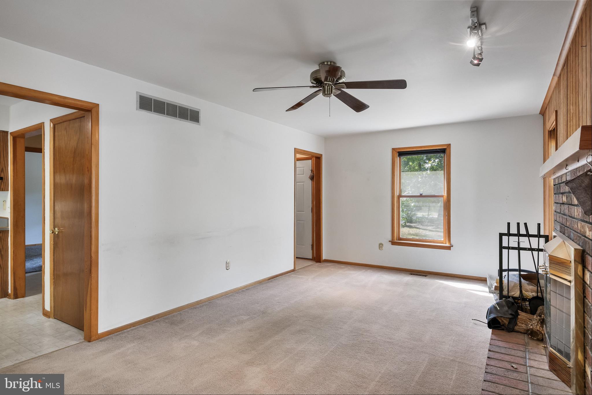 479 Atsion Road Shamong, NJ 08088 - Photo 6 of 26 Gallery Image 6