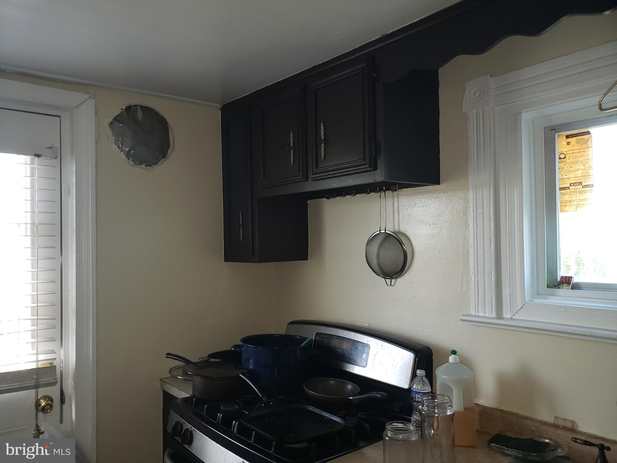 3031 North Rolling Road Windsor Mill, MD 21244 - Photo 10 of 32 Kitchen