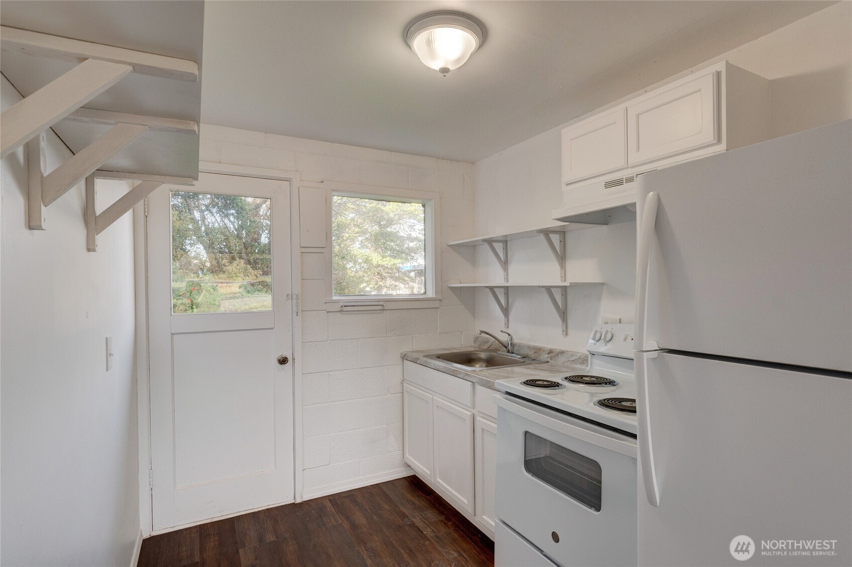 33020 State Rte 20, Unit 114 Oak Harbor, WA 98277 - Photo 3 of 31