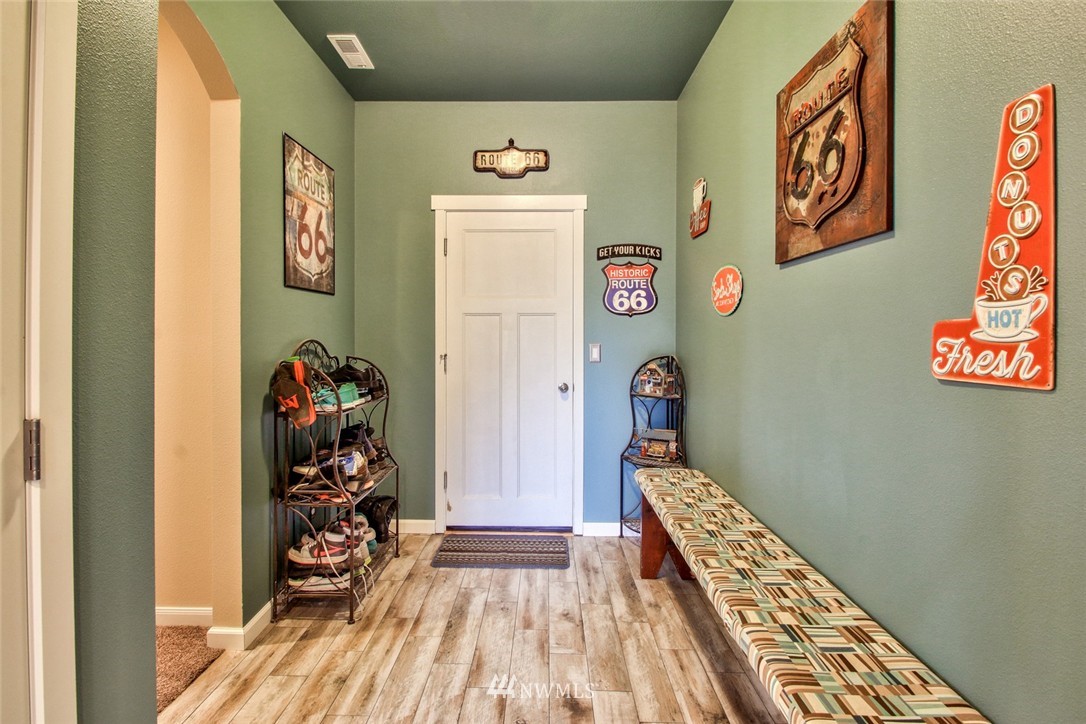 5355 Wellspring Road Mount Vernon, WA 98273 - Photo 10 of 25 Gallery Image 10