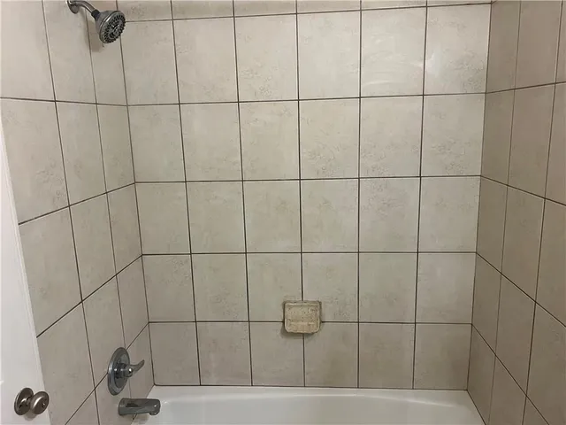 $1,100 | 316 Plantation Drive, Unit 4, Chalmette, LA 70043