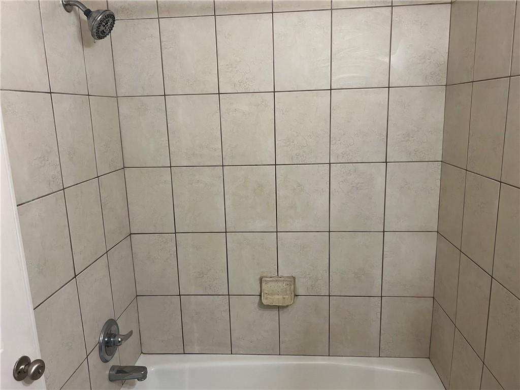 316 Plantation Drive, Unit 4 Chalmette, LA 70043 - Photo 23 of 28