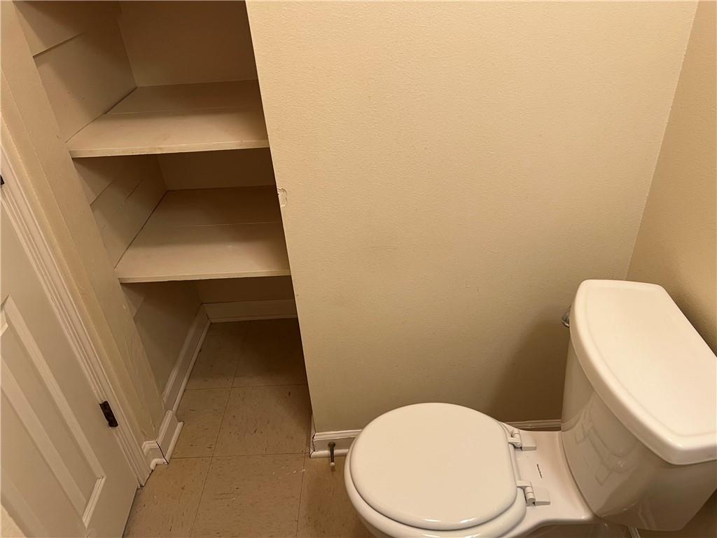 316 Plantation Drive, Unit 4 Chalmette, LA 70043 - Photo 8 of 28