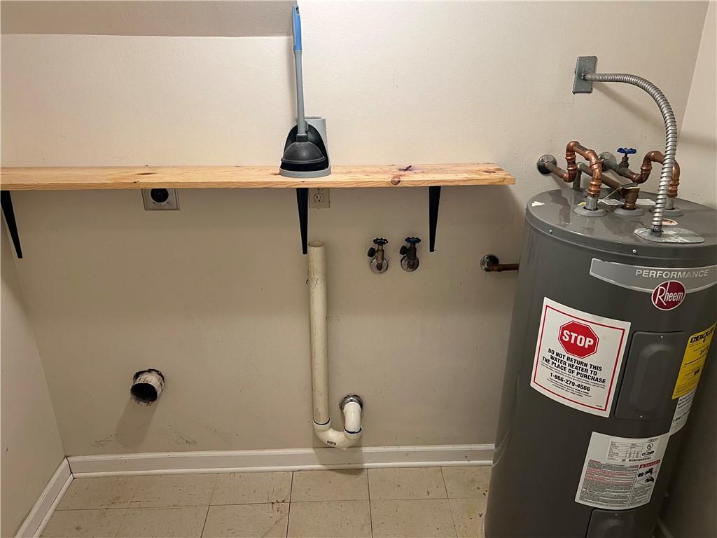 316 Plantation Drive, Unit 4 Chalmette, LA 70043 - Photo 10 of 28