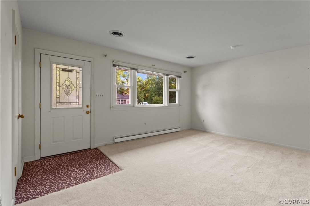 2404 Roland Road Petersburg, VA 23805 - Photo 4 of 43 Gallery Image 4