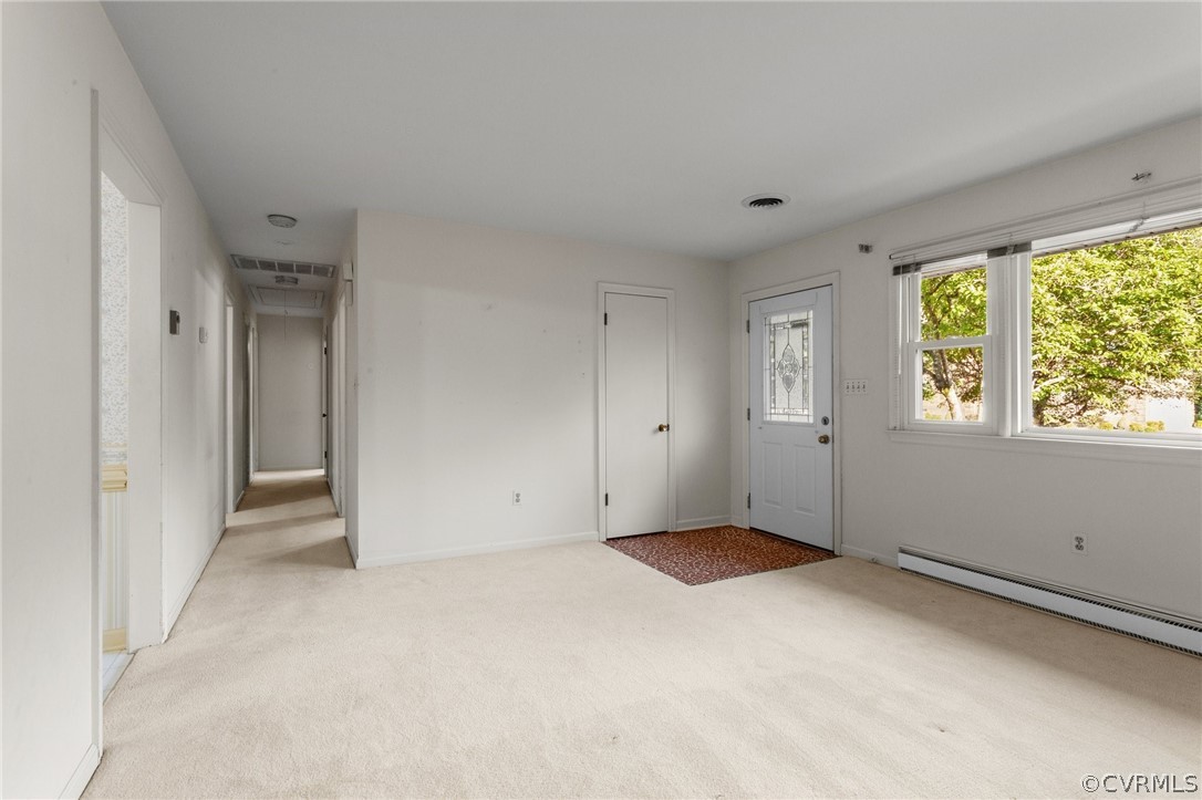 2404 Roland Road Petersburg, VA 23805 - Photo 5 of 43 Gallery Image 5