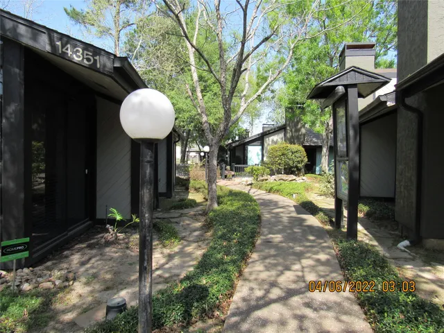 $875 | 14351 Torrey Chase Boulevard, Unit C, Houston, TX 77014